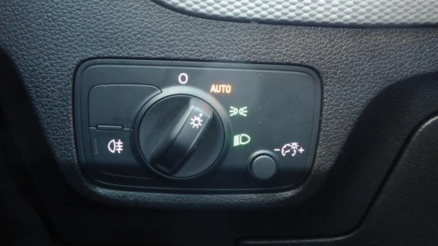 AUDI Q2 30 TDI S-Tronic S Line Edition