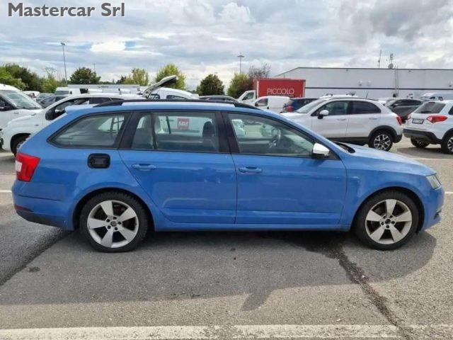 SKODA Octavia Wagon 2.0 tdi Executive 150cv - GA976XR