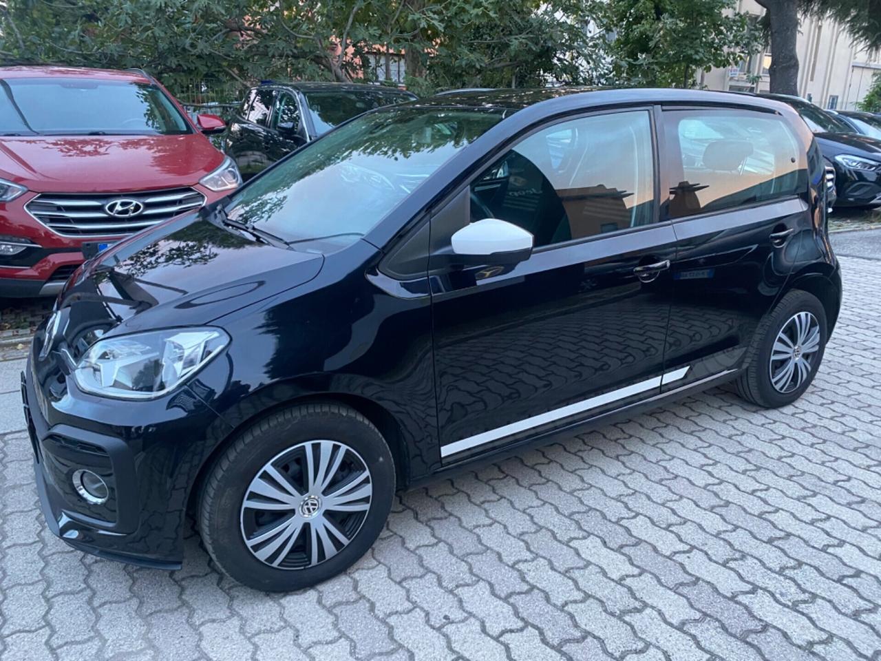 Volkswagen up! 1.0 75 CV 5p. high up!