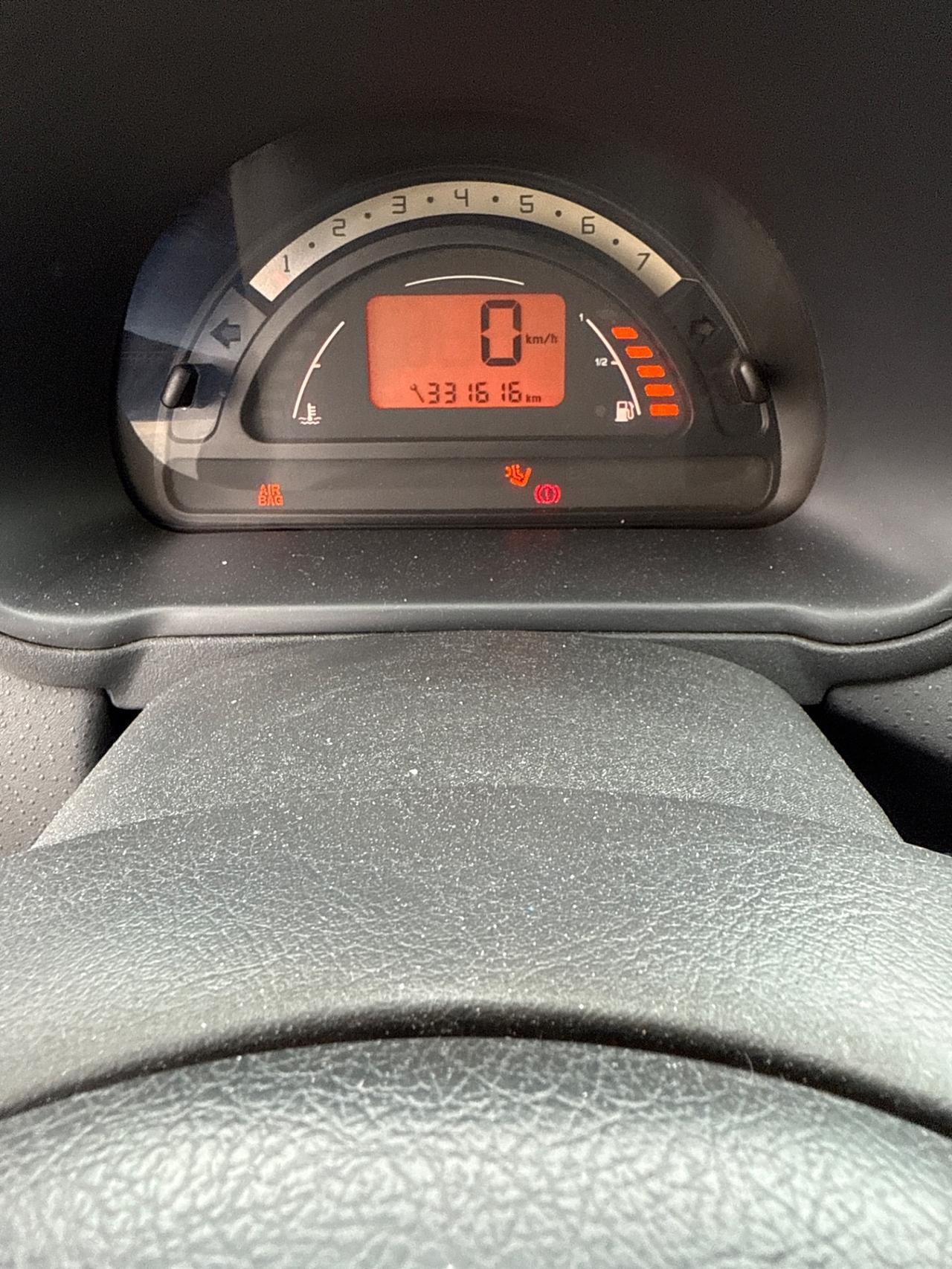 Citroen C2 1.4 HDi 70CV Autocarro 2 posti