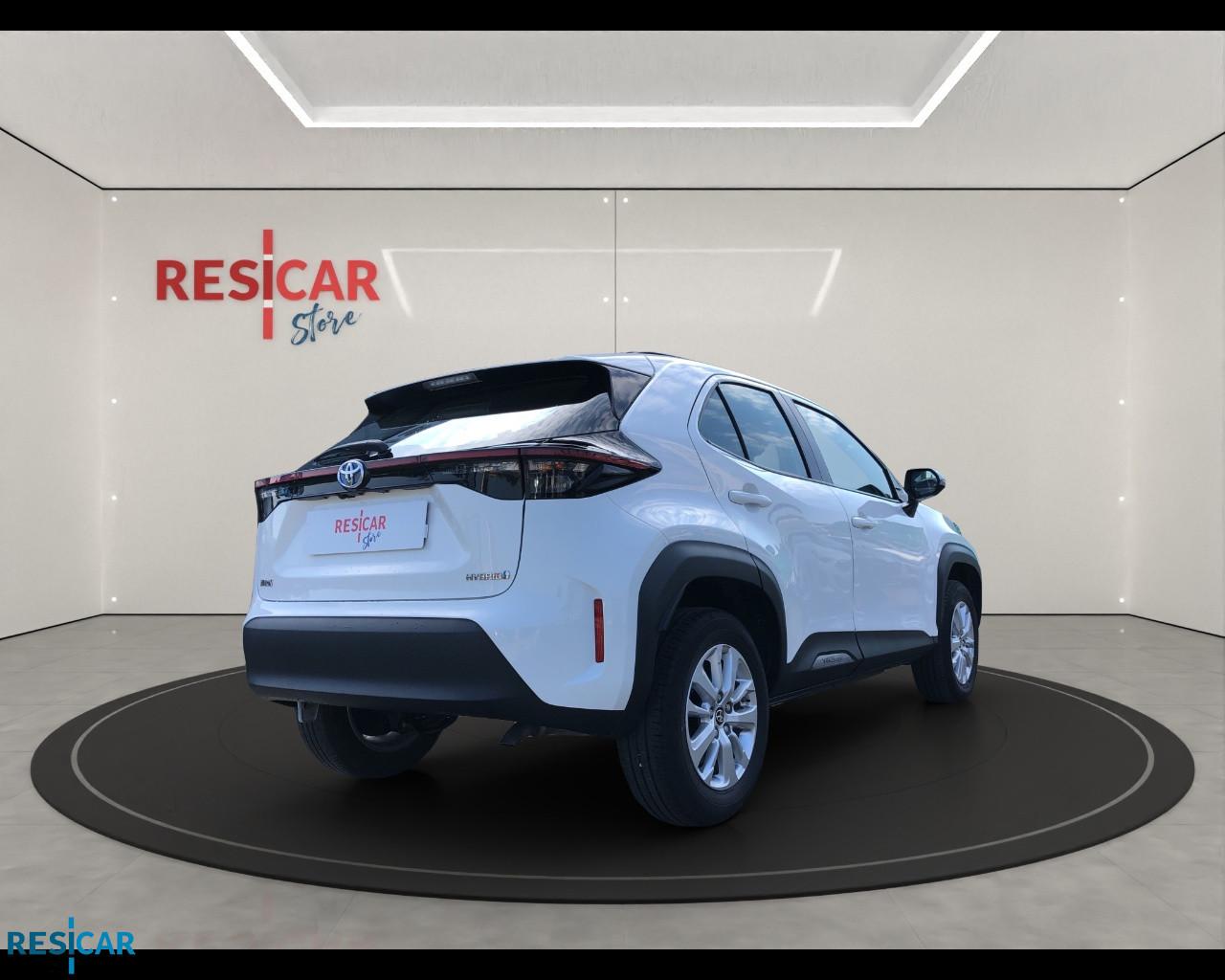 TOYOTA Yaris Cross 1.5h Active fwd 116cv e-cvt