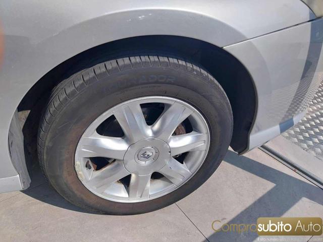 RENAULT Laguna 2.0 dCi 150CV SporTour Nav