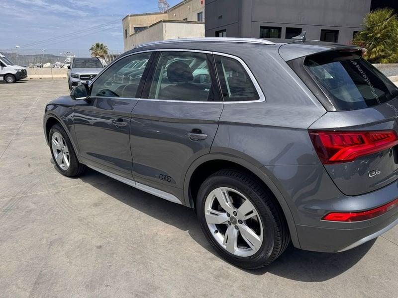 Audi Q5 40 TDI Business quattro S tronic