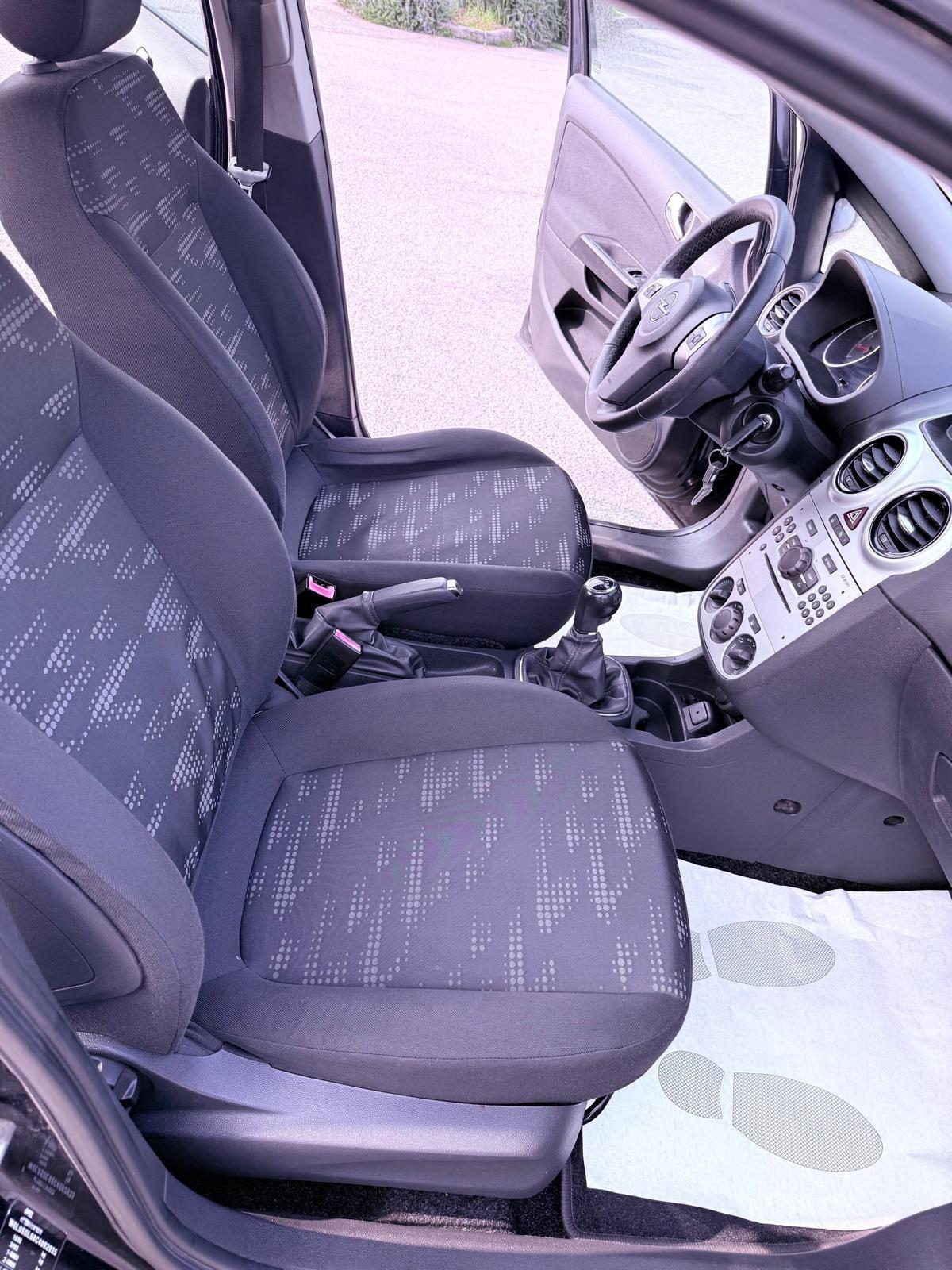 Opel Corsa 1.2 85CV 5 porte GPL-Ok neopatentati