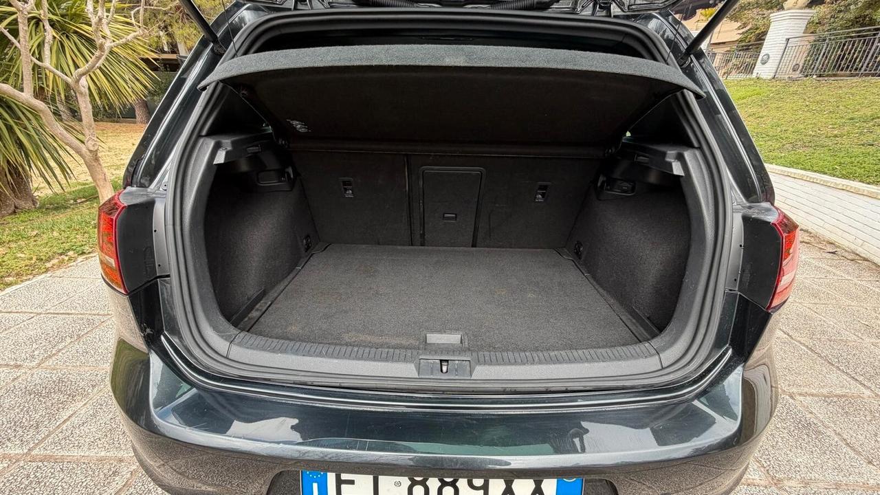 Volkswagen Golf GTI GTD 2.0 TDI 5p. BlueMotion Technology