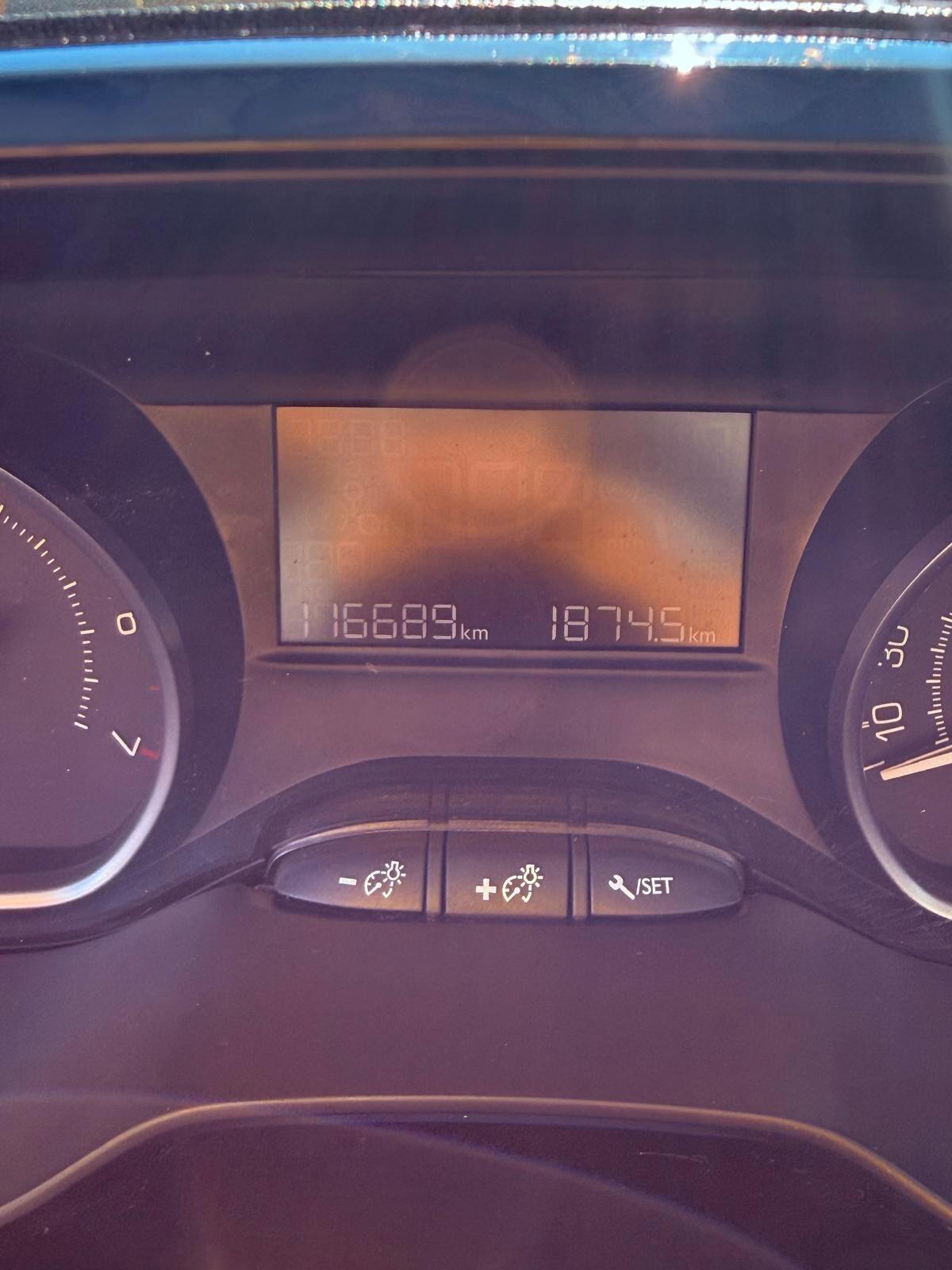 Peugeot 2008 PureTech 82 Allure 12 MESI DI GARANZIA