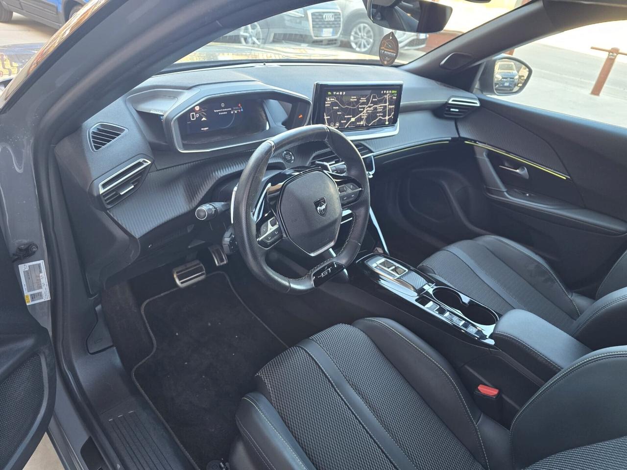 Peugeot 2008 puretech GT s