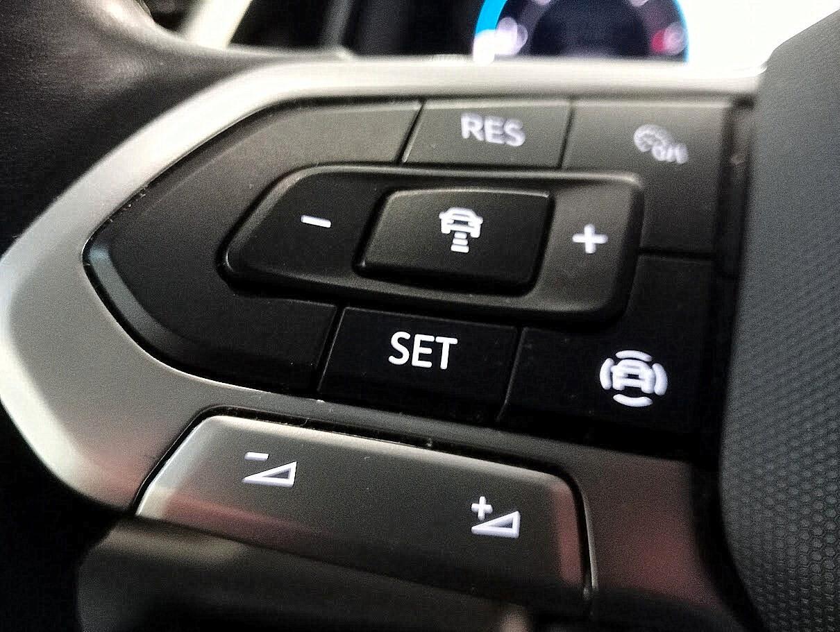 Volkswagen T7 Multivan TDI DSG 7P EDITION IQ LIGHT ACC IVA DEDUCIBILE