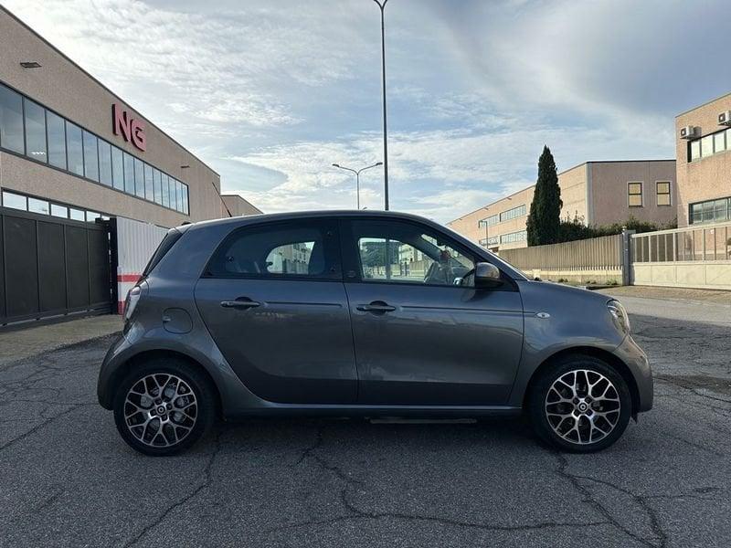 smart forfour EQ Prime (22KW)