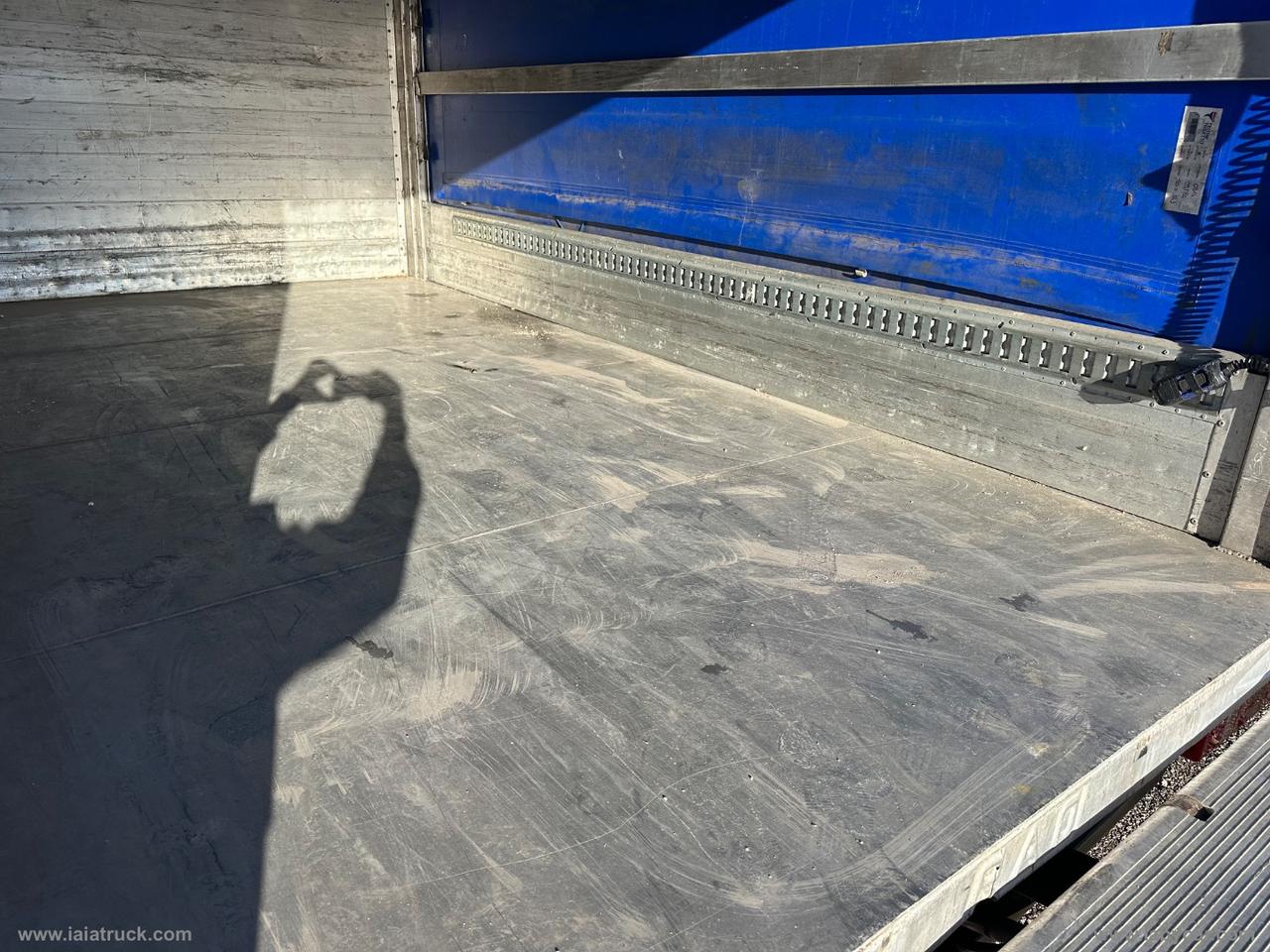 Transit 330 2.4 TD/90 TELONATO + SPONDA IDRAULICA