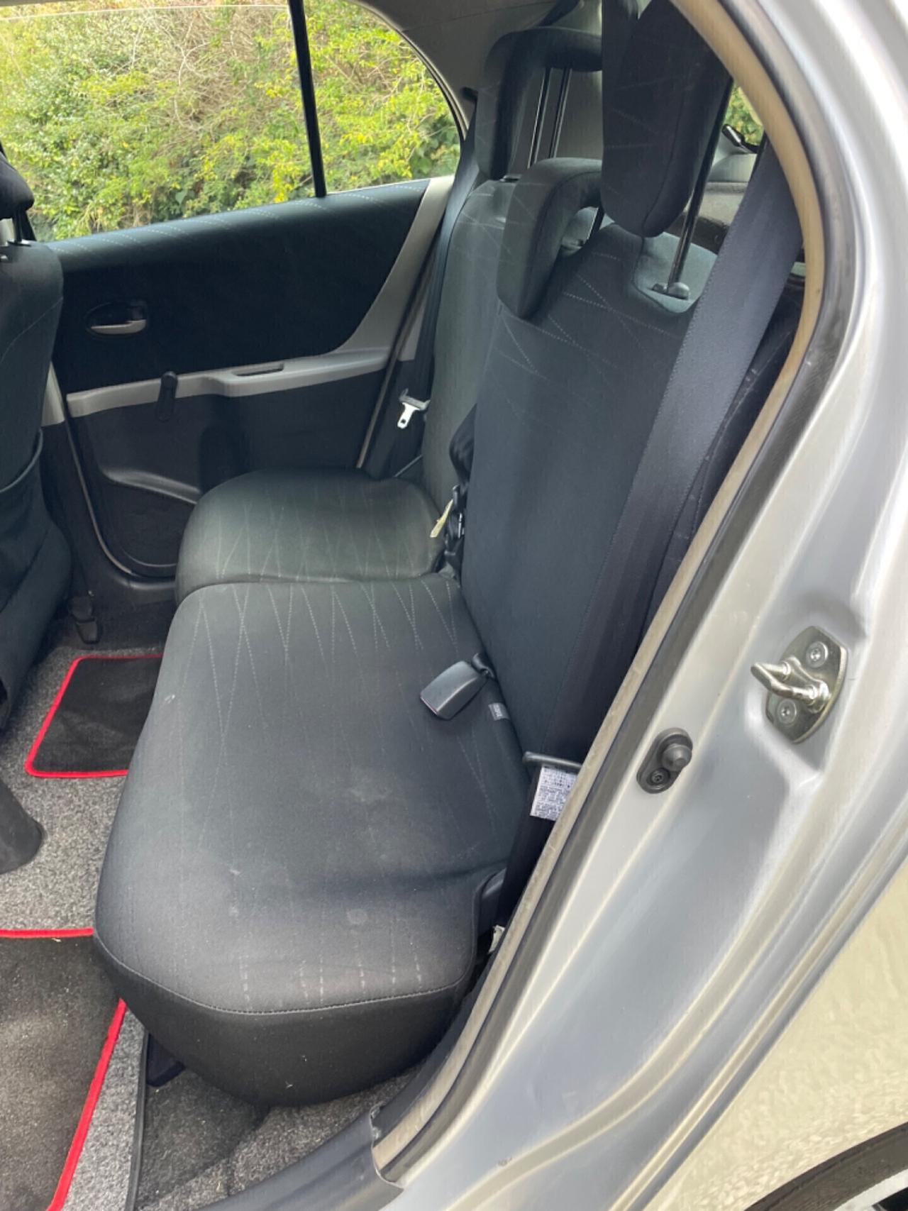 Toyota Yaris 1.4 D-4D 5 porte Sol