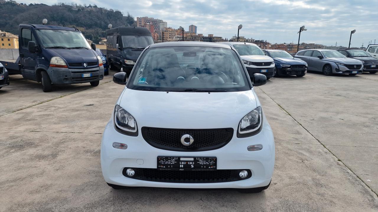 Smart ForTwo 70 1.0 Youngster MANUALE