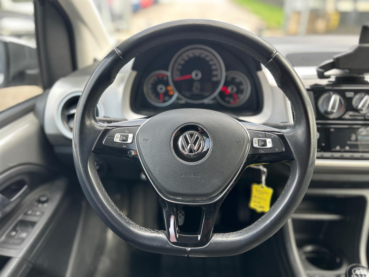 Volkswagen up! 5 Porte up! 5p 1.0 High up! 75cv