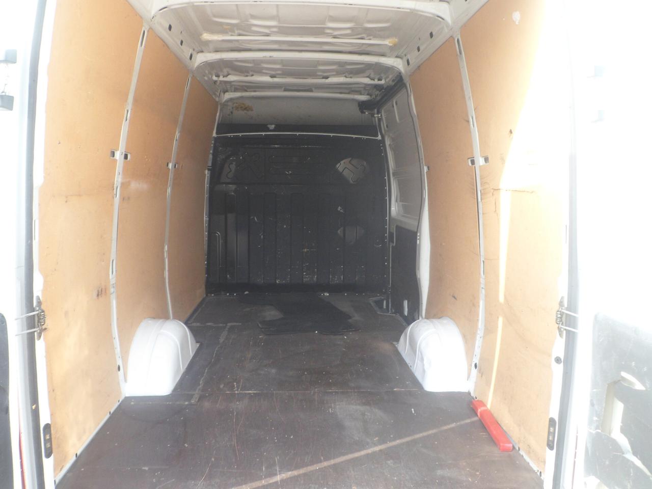 Iveco Daily 35s15 furgone medio alto