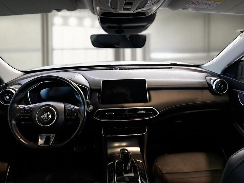 MG EHS 1.5 T PLUG-IN HYBRID EXCLUSIVE AUTO SUV