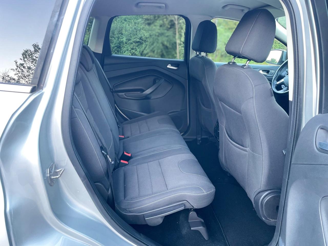 Ford Kuga 2.0 TDCI 120 CV S&S 2WD Titanium