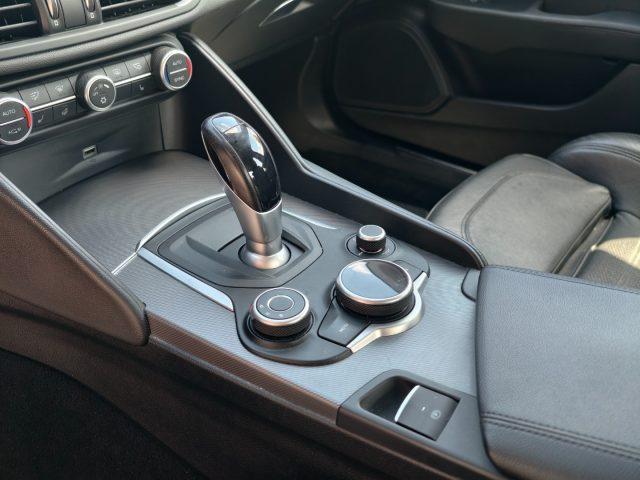 ALFA ROMEO Giulia Veloce 210 CV AT8 AWD Q4