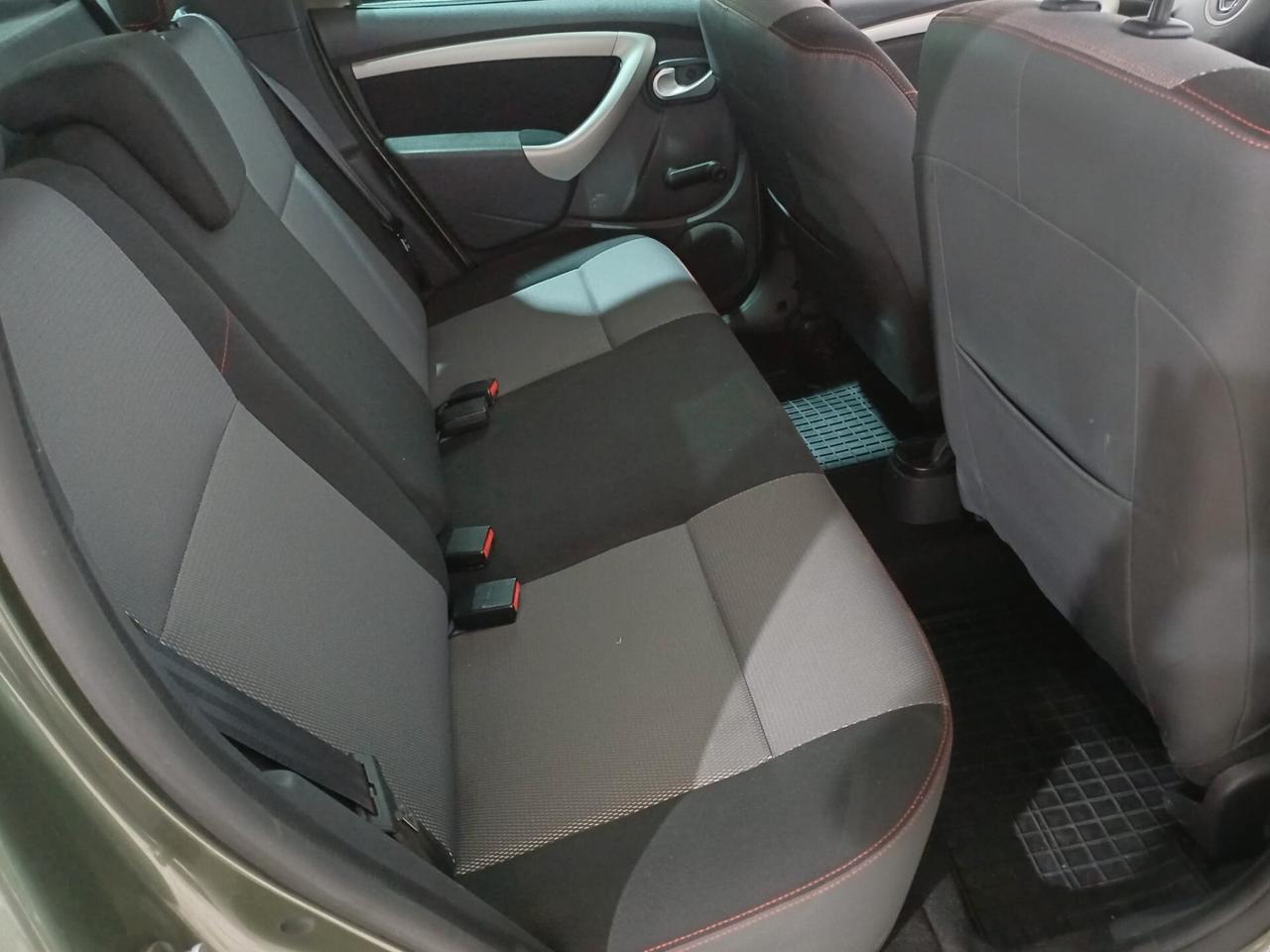 Dacia Duster GPL DI SERIE - 2013