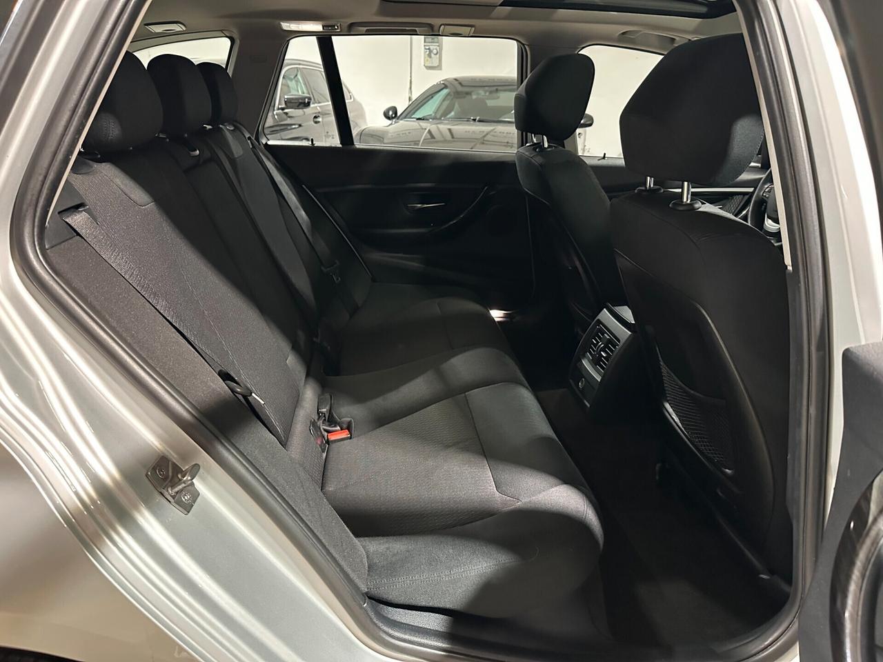 Bmw 330 dA xDrive Touring Luxury - TETTO ADAPTIVE CRUISE