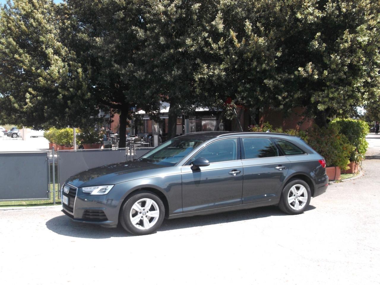 Audi A4 Avant 2.0 TDI 150 CV 2018