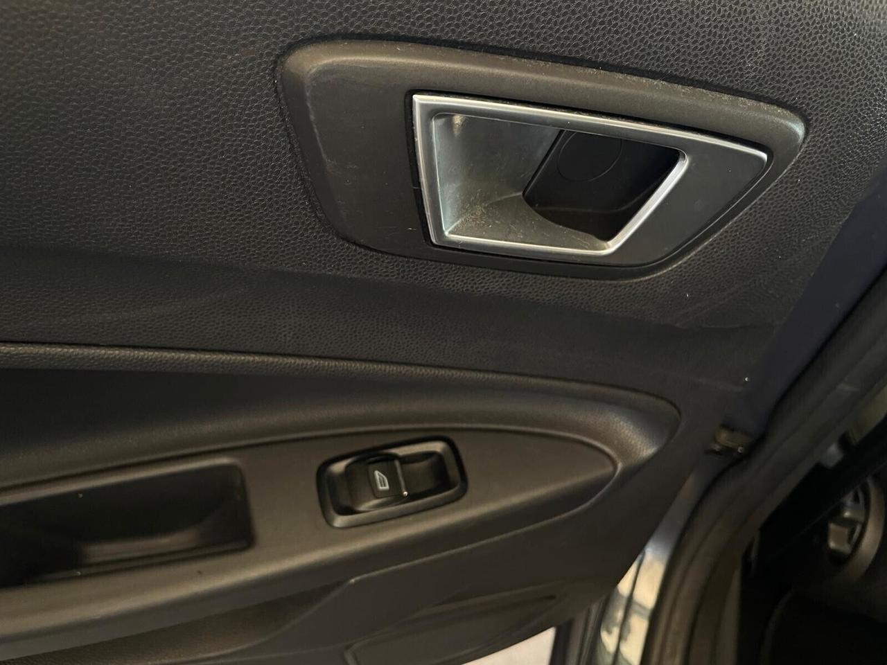 FORD FIESTA 1,2 BENZ.