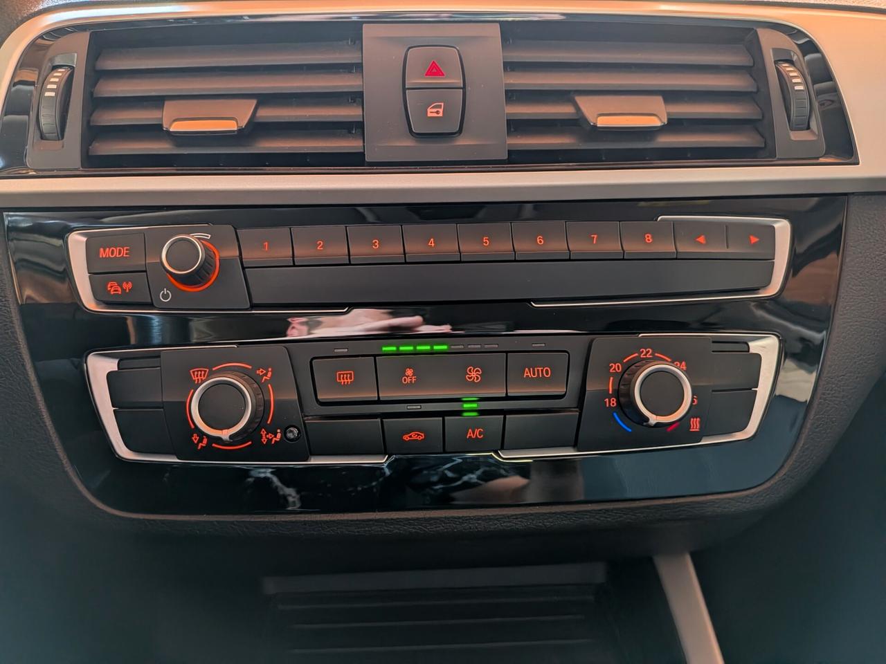 BMW F20 116D Steptronic 116CV