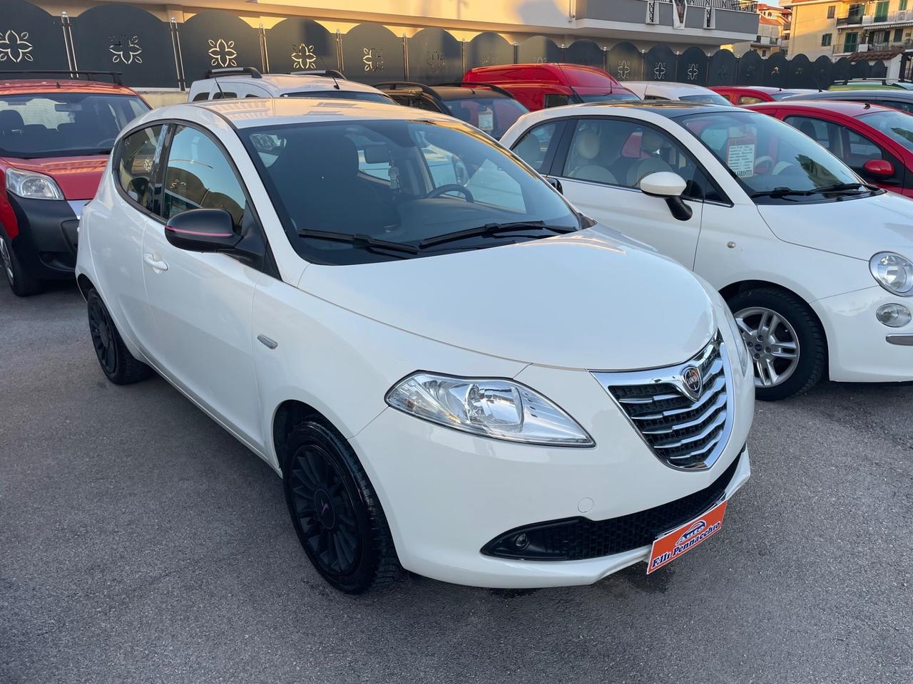 LANCIA YPSILON 1.3 DIESEL 95 (CV) 2013