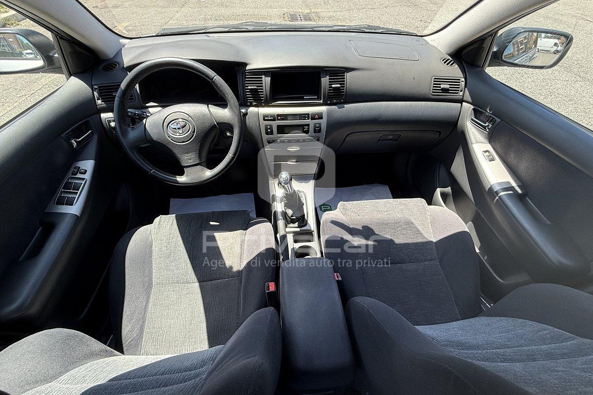 TOYOTA Corolla 2.0 tdi D-4D 5 porte Sol