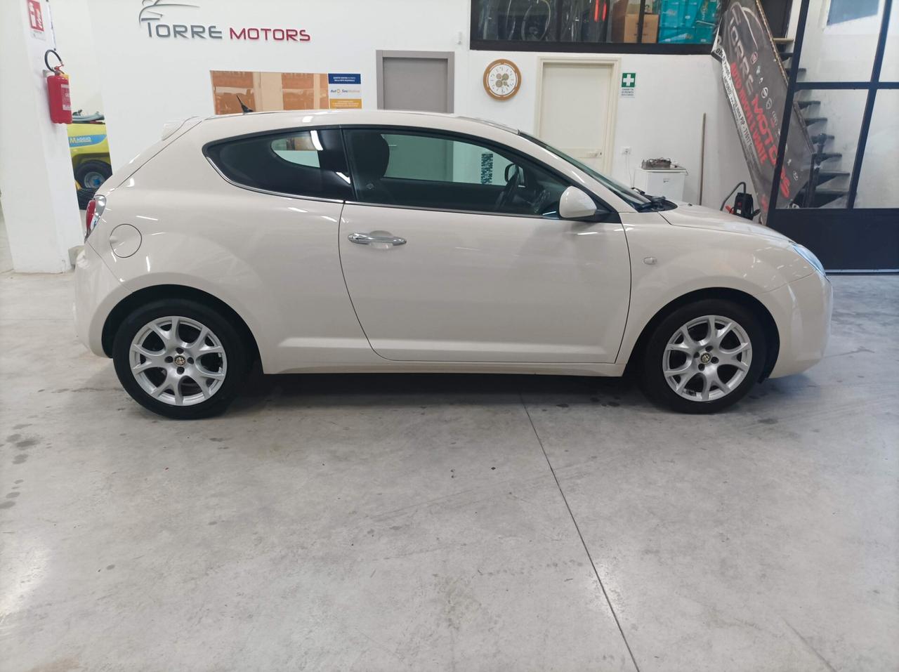 Alfa Romeo MiTo 1.4 T 120 CV GPL Distinctive 01/2010