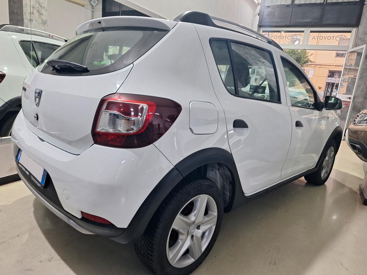 Dacia Sandero Stepway 900 GPL (NUOVO) 90cv Prestige