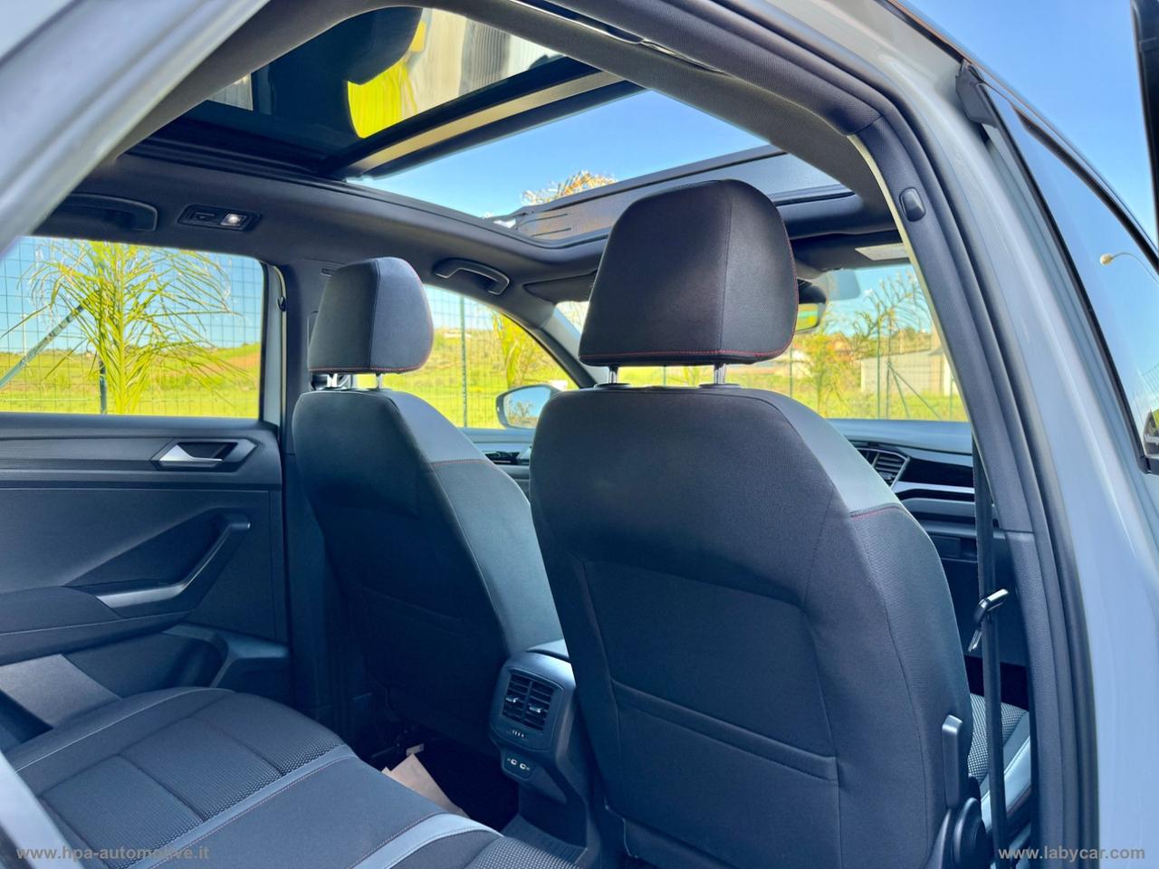 VOLKSWAGEN T-Roc 1.5 TSI 150CV SPORT LED NAVI TETTO RETROCAMERA