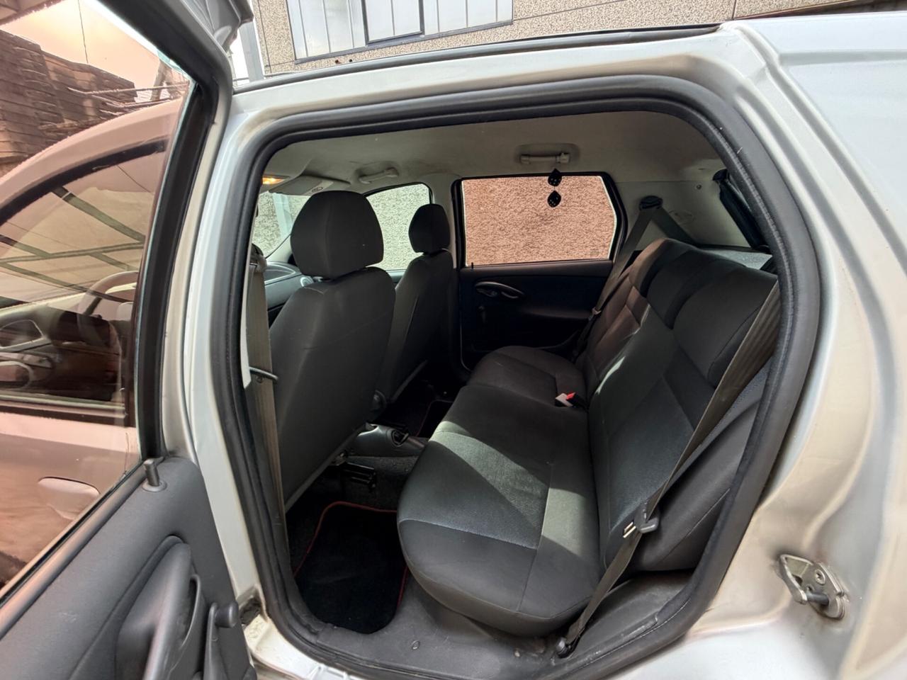 Fiat punto 1.2 benzina 44kw euro4 neopatentati
