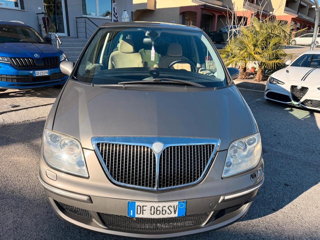 Lancia Phedra 2.0 MJT 120 CV Emblema