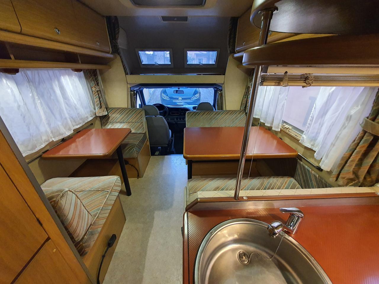 Laika ECOVIP 4 FORD 2.5 TD 100CV CLIMA DOPPIO SERB PORTABIC