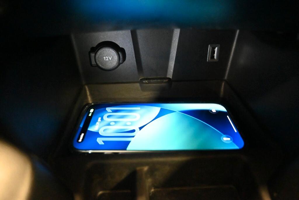 DS 7 CROSSBACK 1.5 BLUEHDI 130CV AUTOM. PERFORMANCE LINE+ ( FARI LED - COCKPIT - NAVI - MIRROR - PARK ASSIST - TELECAMERA ANTPOST. - CERCHI 19 )