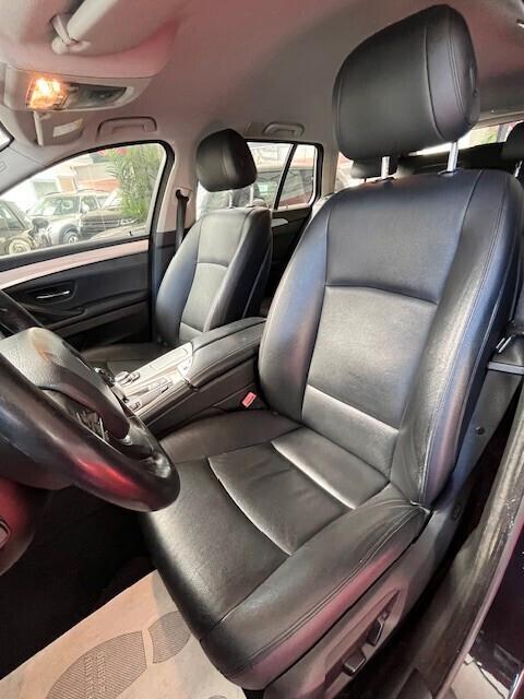 BMW 520 D 184 CV TOURING LUXURY PELLE TOTALE AUTOMATICO NAVI CERCHI SEDILI ANT. A REGOLAZIONE ELETTRICA