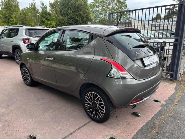 LANCIA Ypsilon 1.2 69 CV 5 porte GPL Ecochic Gold