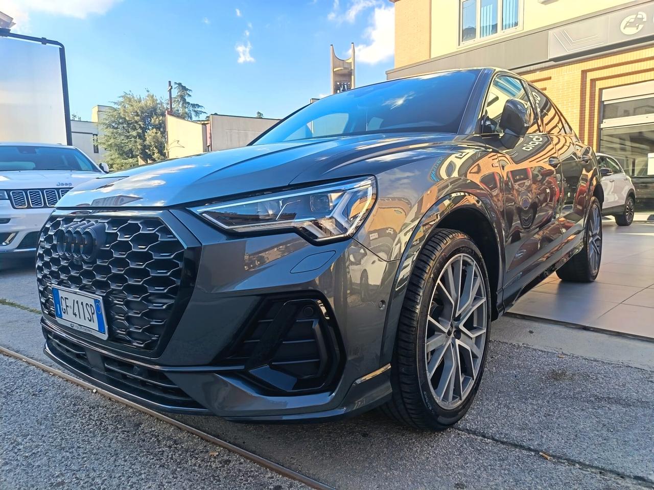 Audi Q3 40 TDI quattro S tronic line edition