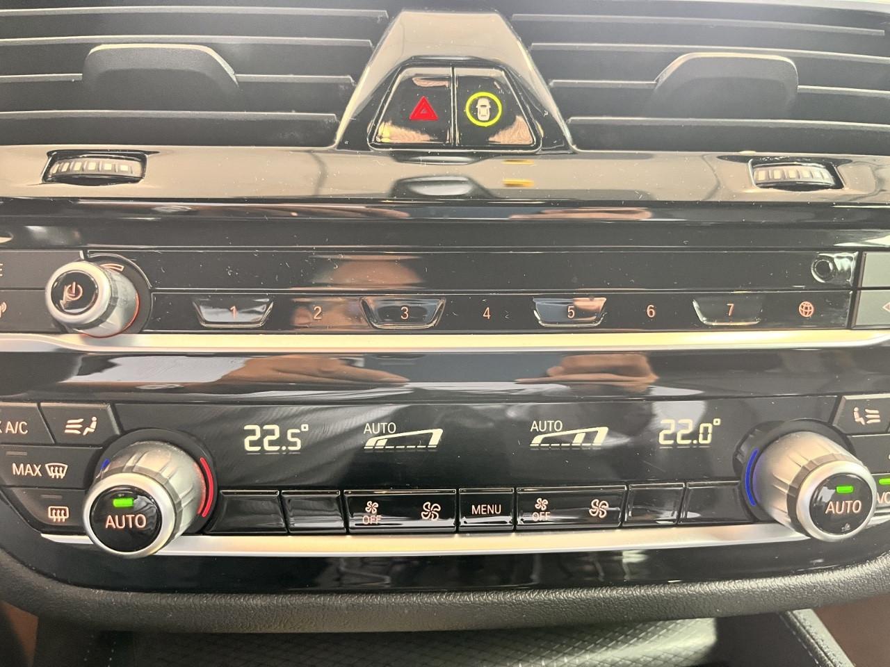 BMW 520 xd Touring xd Touring mhev 48V