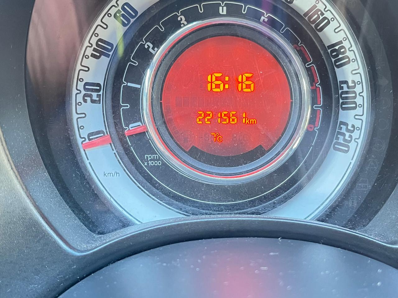 FIAT 500 1.2 BENZINA CAMBIO AUTOMATICO - ANCHE PER NEOPATENTATI