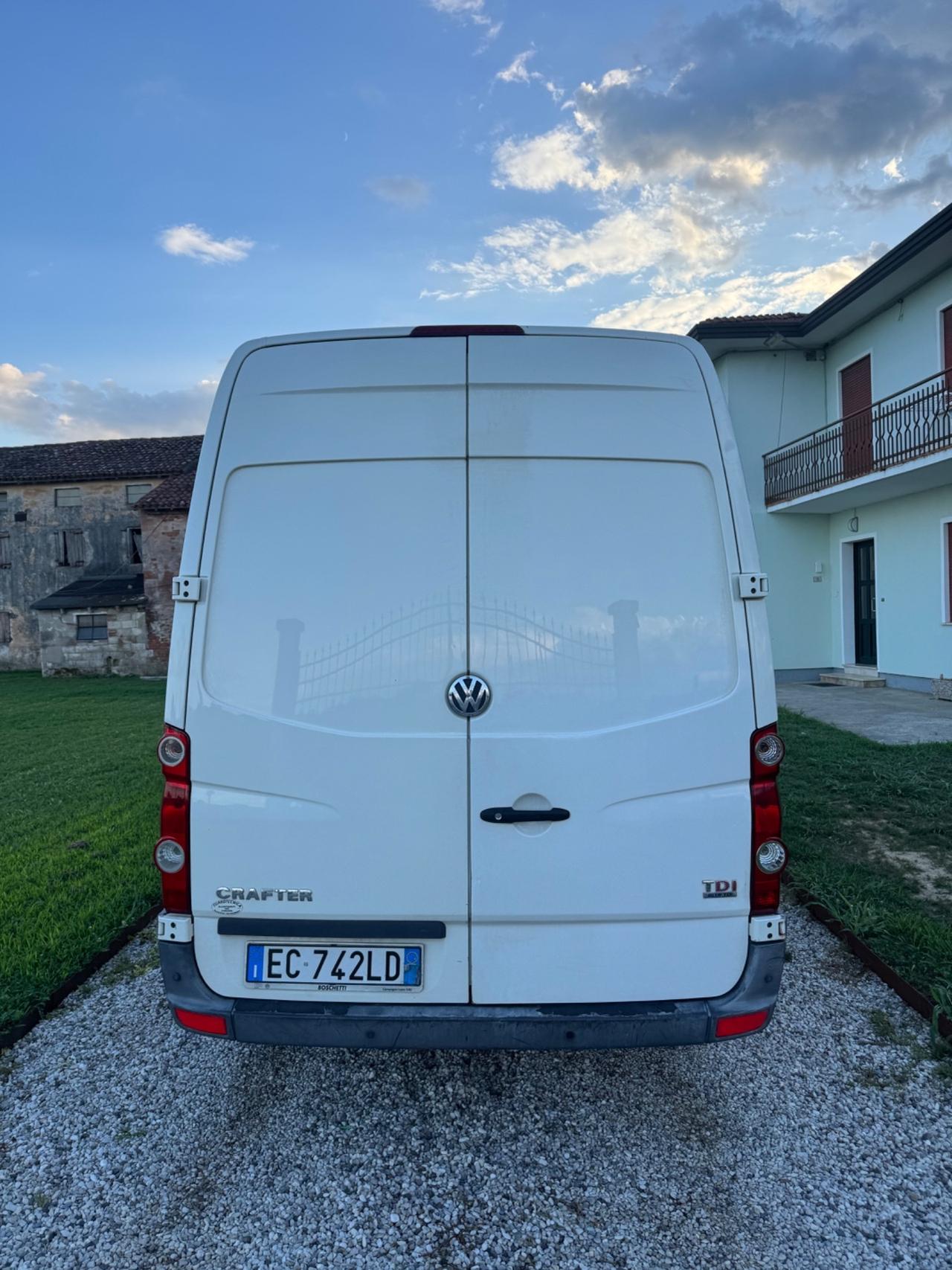 Volkswagen Crafter 2.5 L2H2