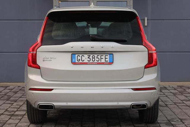 VOLVO XC90 B5 (d) AWD Geartronic Momentum Pro 4x4