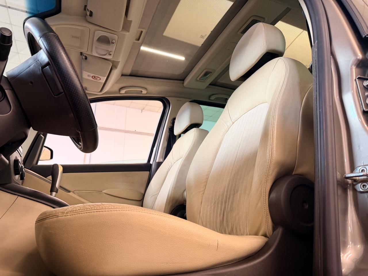 Lancia Ypsilon 1.3 MJT 90 CV Platino