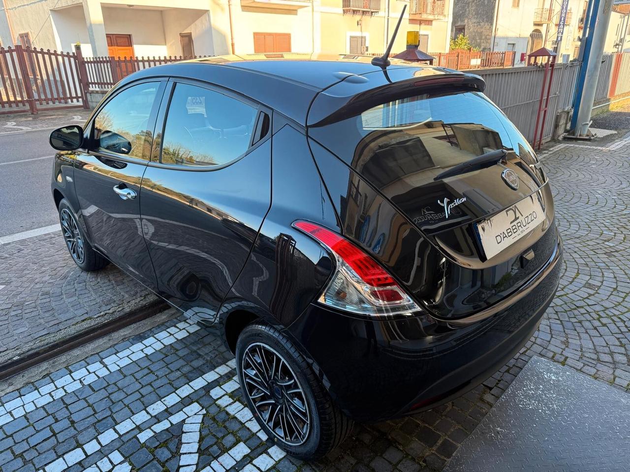 Lancia Ypsilon 1.0 Hybrid 70cv Gold 2023 UNICA