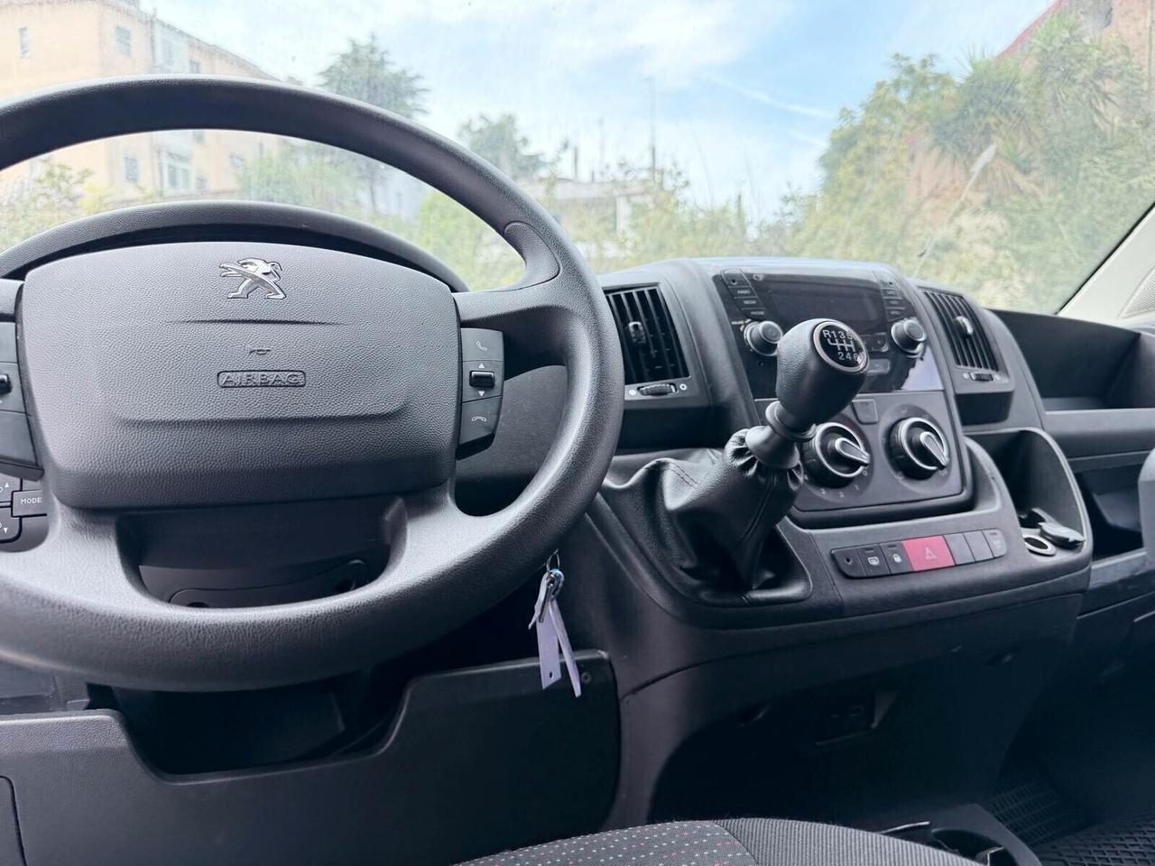 Peugeot BOXER CON CENTINA TELONE E POSTO LETTO