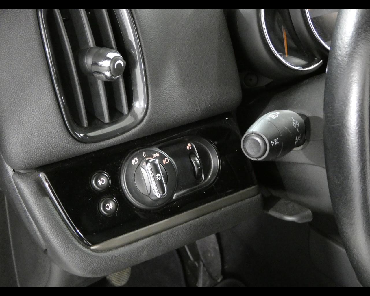 MINI Mini Countrym.(F60) - Mini 2.0 Cooper D Hype Countryman