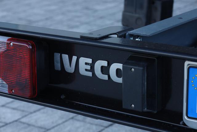 IVECO Daily 35S14 Cabinato, PIATTAFORMA AEREA, CESTELLO