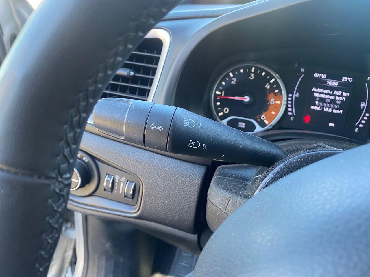 Jeep Renegade 1.6 MultiJet Business #7213
