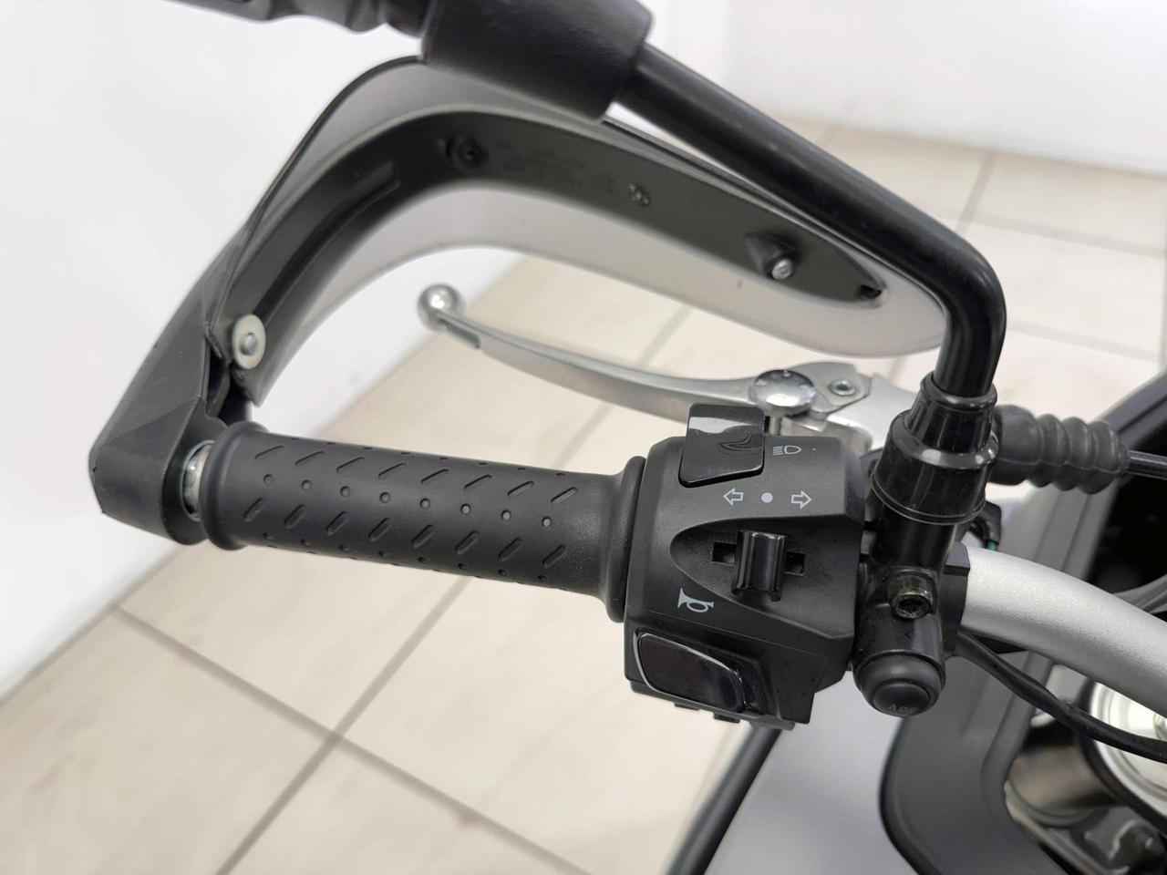 VOGE Valico 500 DSX c/borse