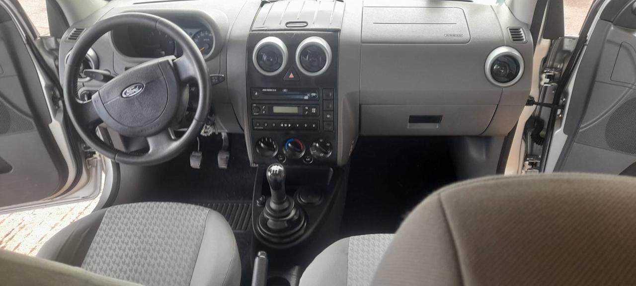 Ford Fusion 1.4 TDCi 5p. Collection